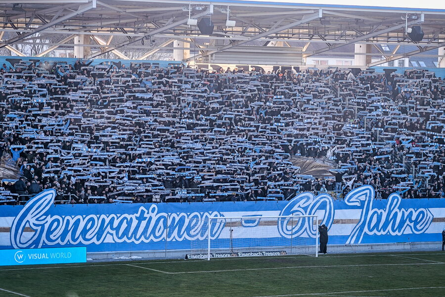 Chemnitzer FC – 1. FC Lokomotive Leipzig – Bild 2