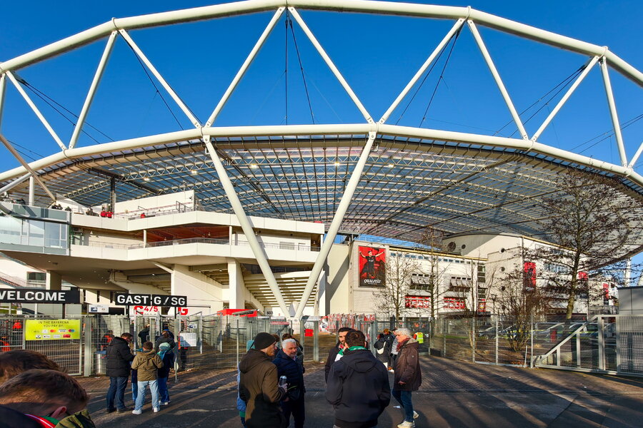 Bayer 04 Leverkusen – SV Werder Bremen – Bild 2