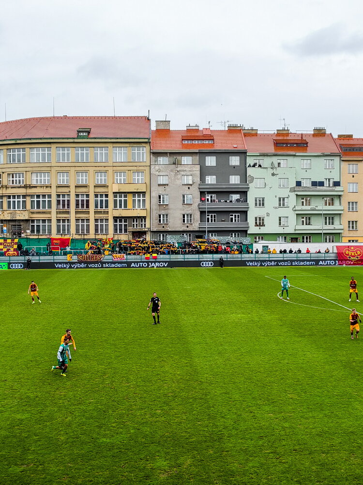 Bohemians Praha 1905 – FK Dukla Praha – Bild 14
