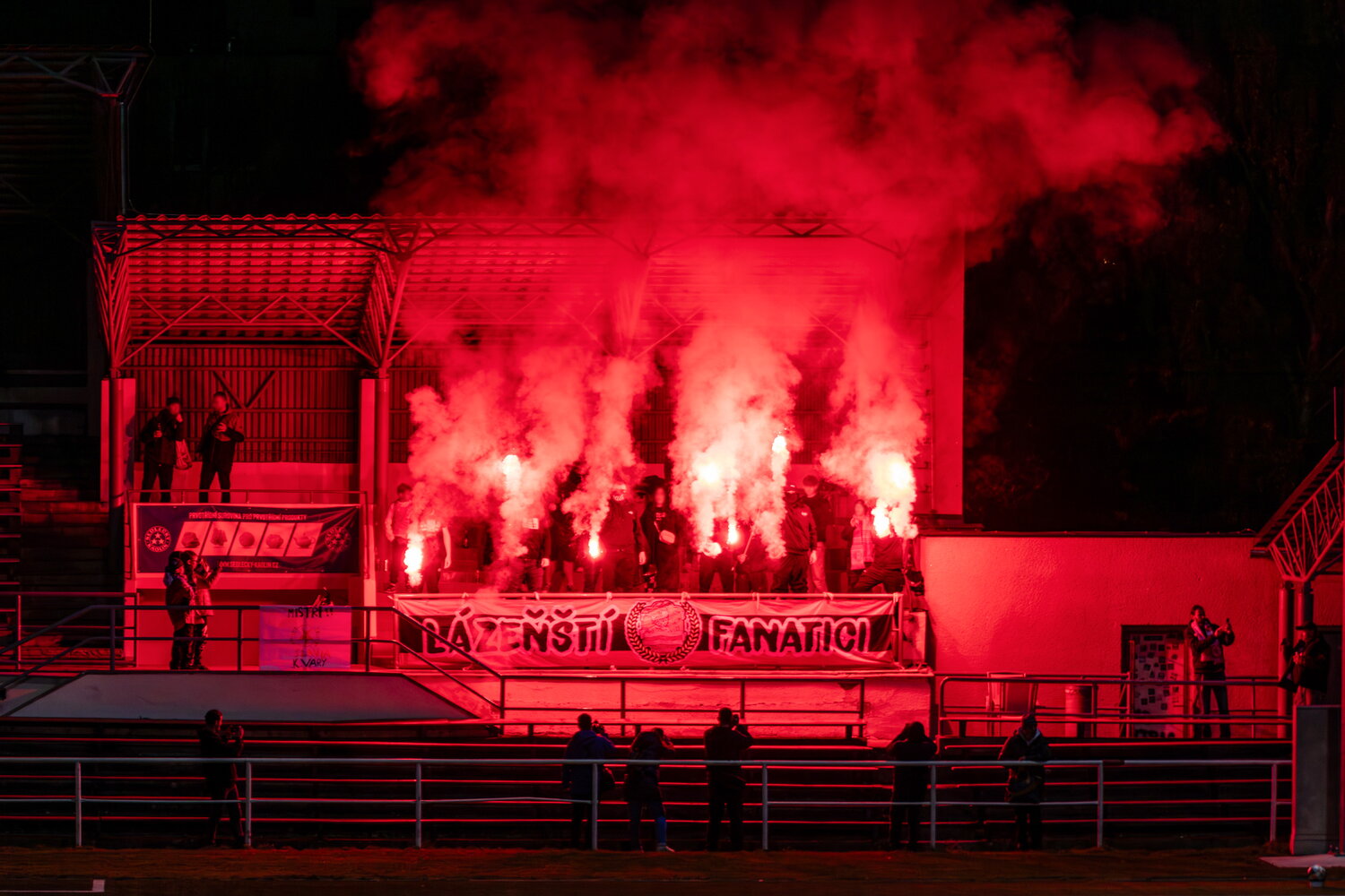 FC Slavia Karlovy Vary – FK Ostrov – Bild 33