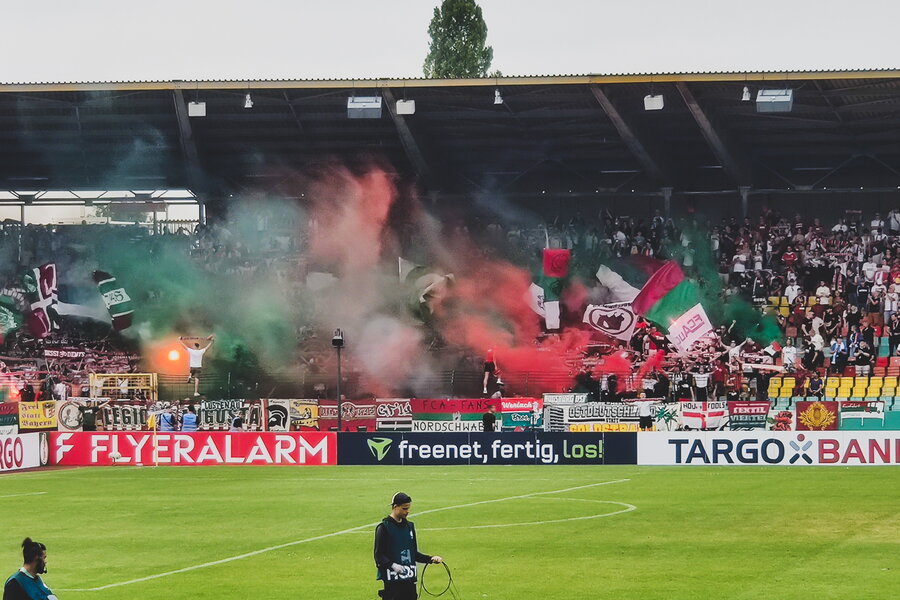 FC Viktoria 1889 Berlin – FC Augsburg – Bild 13