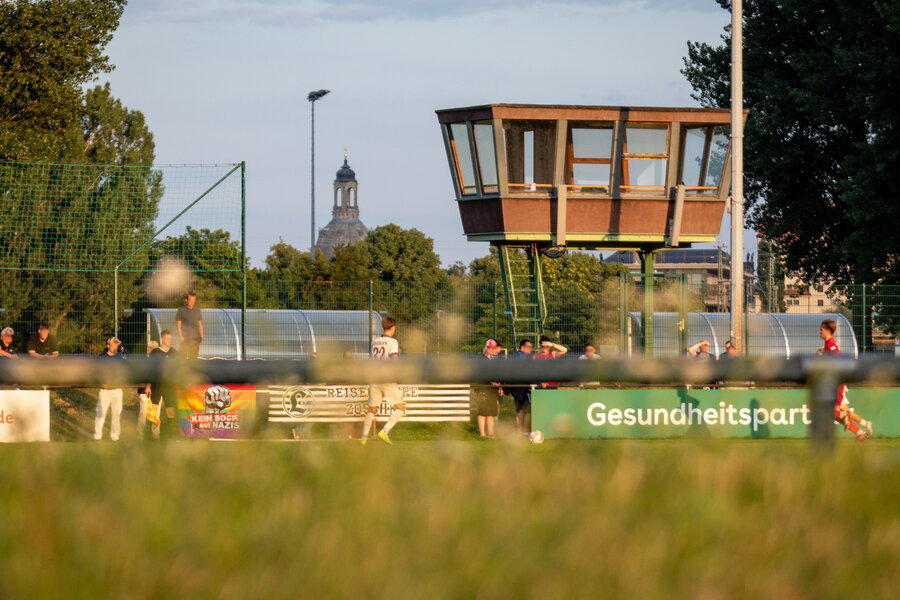 SG Dynamo Dresden II – SV Lichtenberg 47 – Bild 12