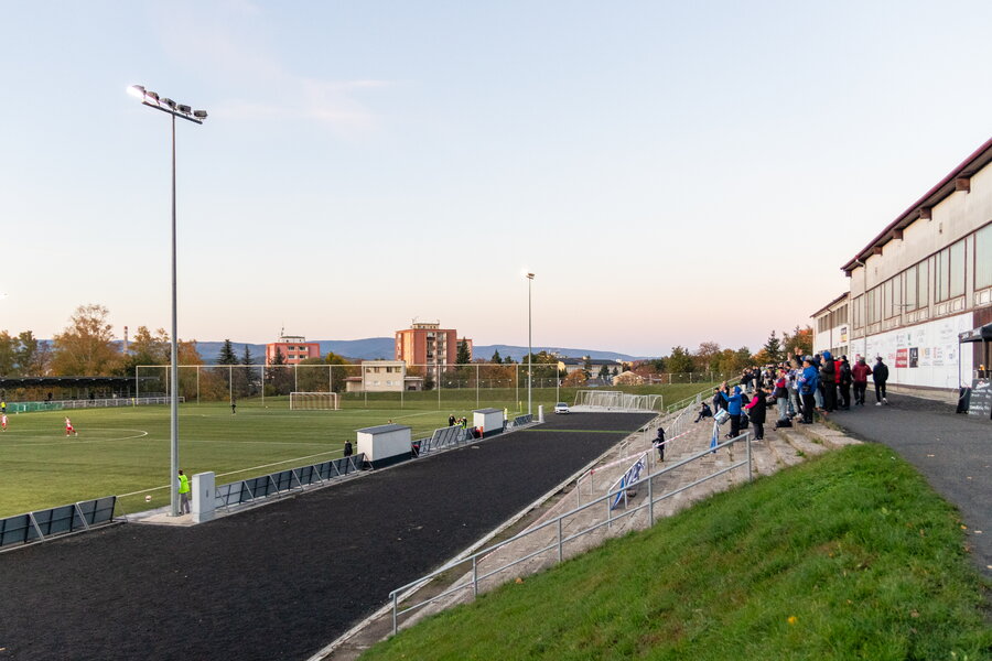 FC Slavia Karlovy Vary – FK Ostrov – Bild 12