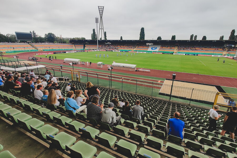 FC Viktoria 1889 Berlin – FC Augsburg – Bild 6