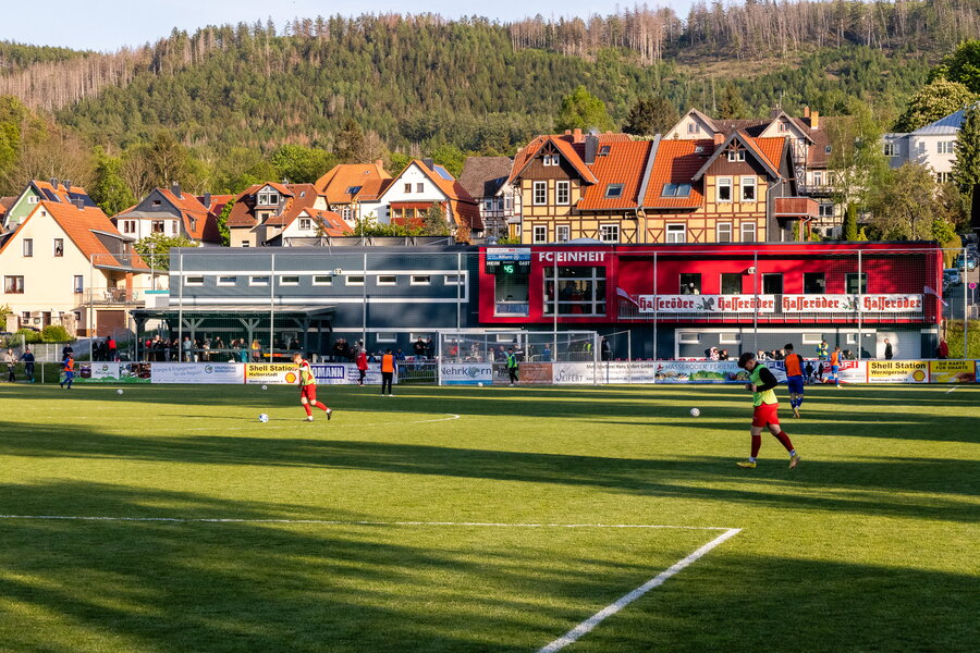 FC Einheit Wernigerode – FC An der Fahner Höhe – Bild 3