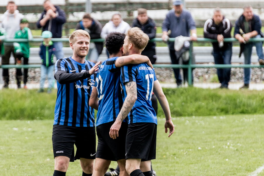 SV Viktoria 03 Einsiedel – Athletic Sonnenberg – Bild 4