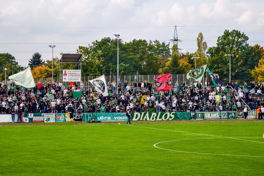 Hoyerswerdaer FC – BSG Chemie Leipzig – Bild 2