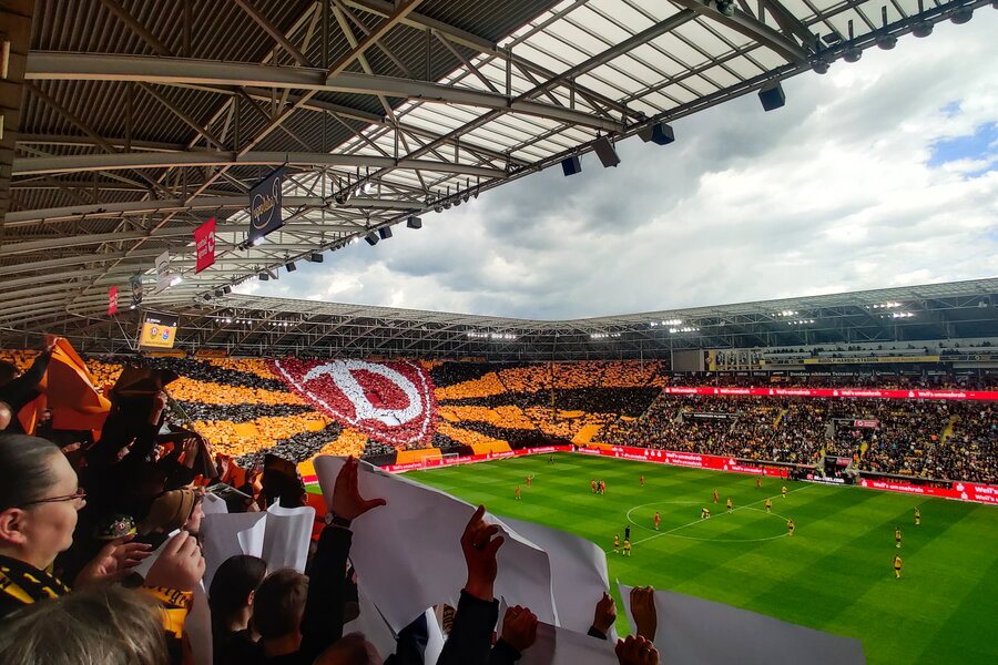 SG Dynamo Dresden – SpVgg. Unterhaching – Bild 4