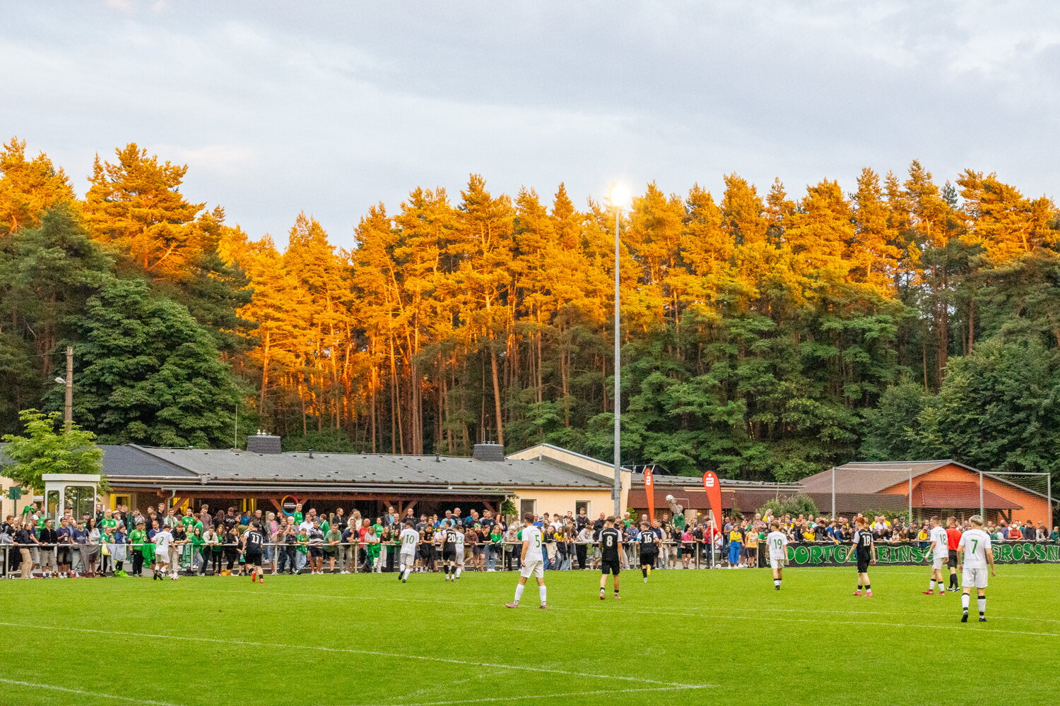 SpG Lomnitzer SV / SG Großnaundorf U19 – FV Ottendorf-Okrilla U19 – Bild 17