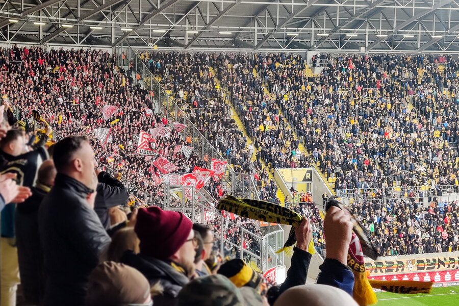 SG Dynamo Dresden – Rot-Weiss Essen – Bild 2