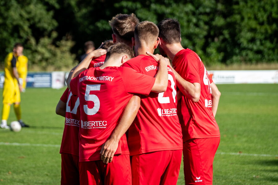 FV Eintracht 08 Niesky – NFV Gelb-Weiß Görlitz 09 – Bild 12