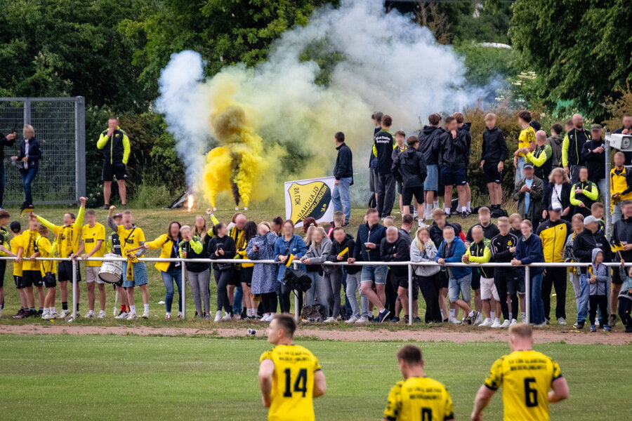 SV Lok Glauchau/Niederlungwitz – SG 48 Schönfels – Bild 6