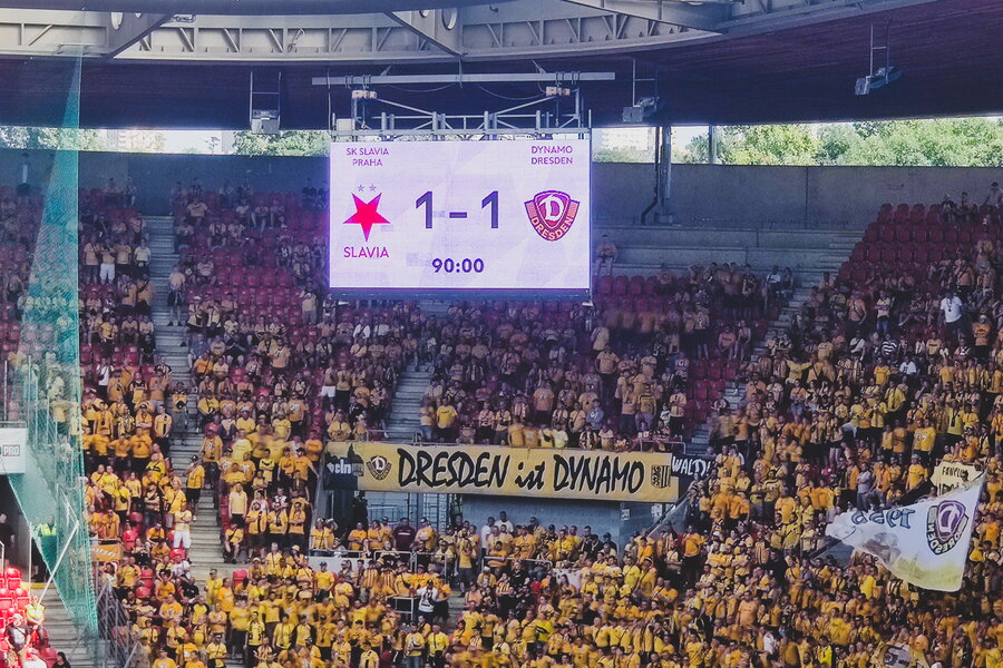 SK Slavia Praha – SG Dynamo Dresden – Bild 26