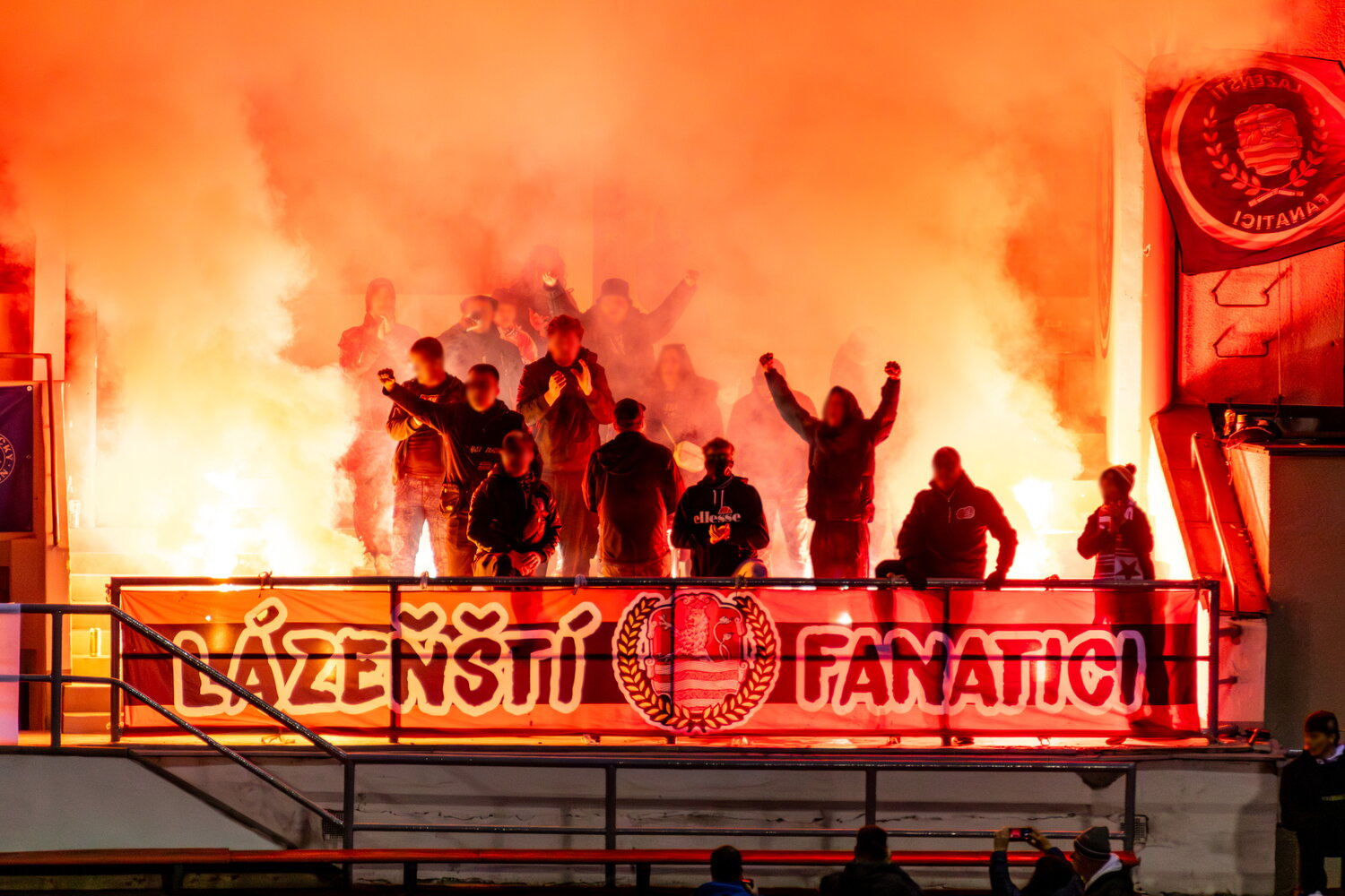FC Slavia Karlovy Vary – FK Ostrov – Bild 25
