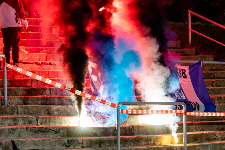 FC Slavia Karlovy Vary – FK Ostrov – Bild 39