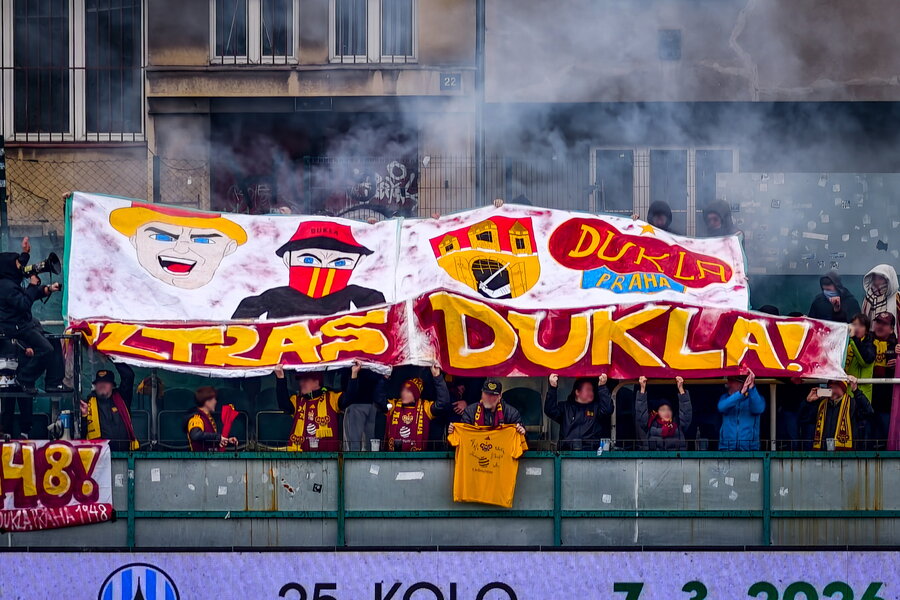 Bohemians Praha 1905 – FK Dukla Praha – Bild 12
