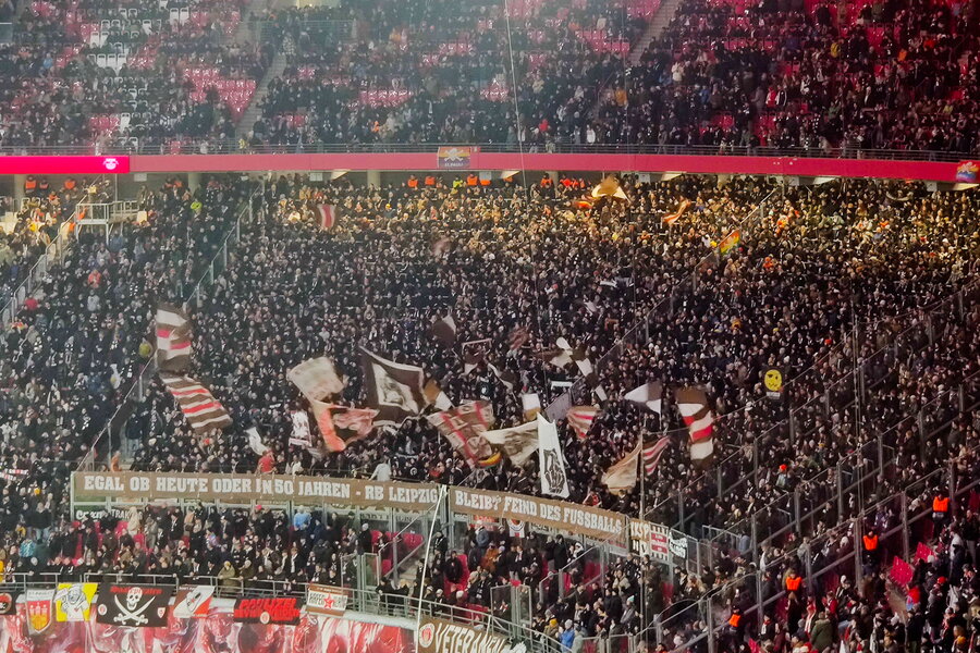 RB Leipzig – FC St. Pauli – Bild 11