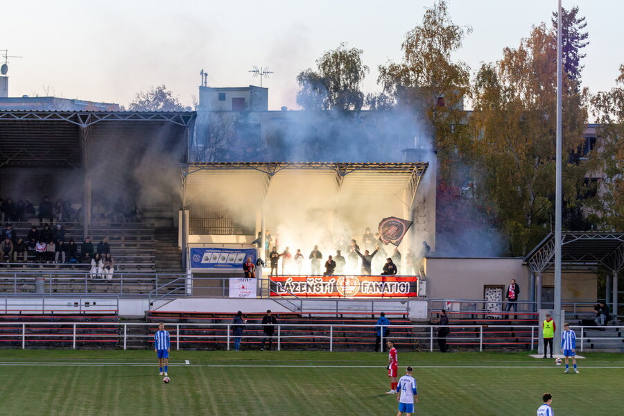 FC Slavia Karlovy Vary – FK Ostrov – Bild 15