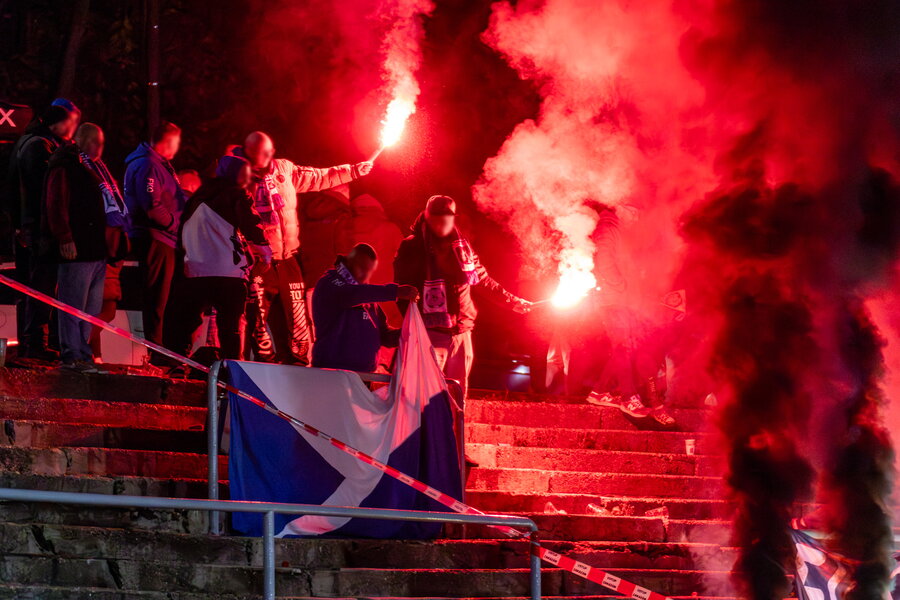 FC Slavia Karlovy Vary – FK Ostrov – Bild 40