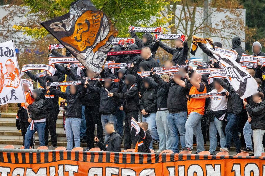 BSG Wismut Gera – SV 1879 Ehrenhain – Bild 18