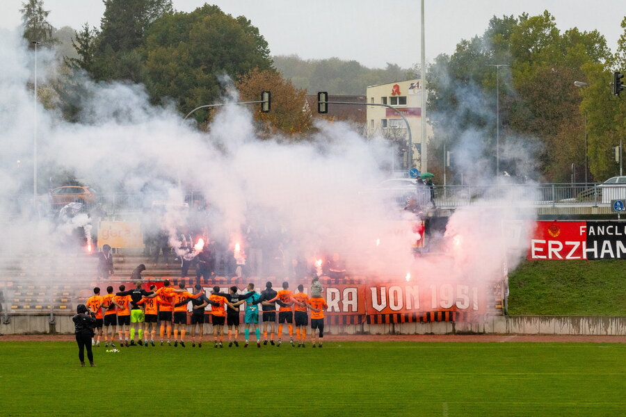 BSG Wismut Gera – SV 1879 Ehrenhain – Bild 12