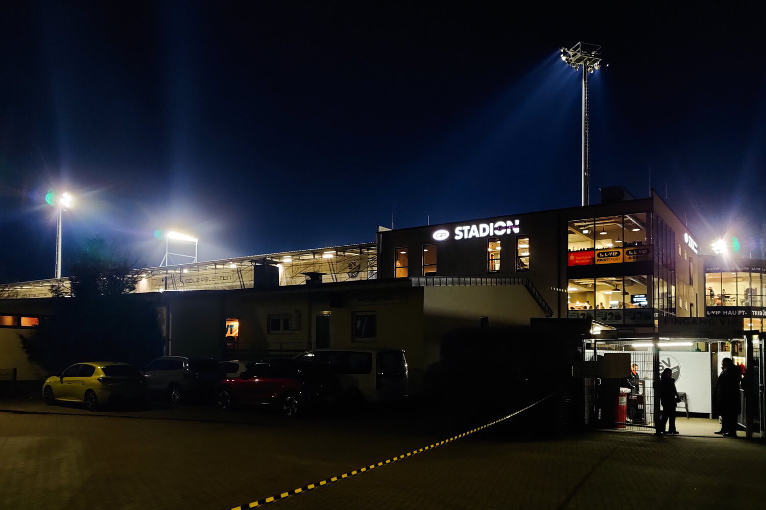 SV Sandhausen – SV Wehen Wiesbaden – Bild 1