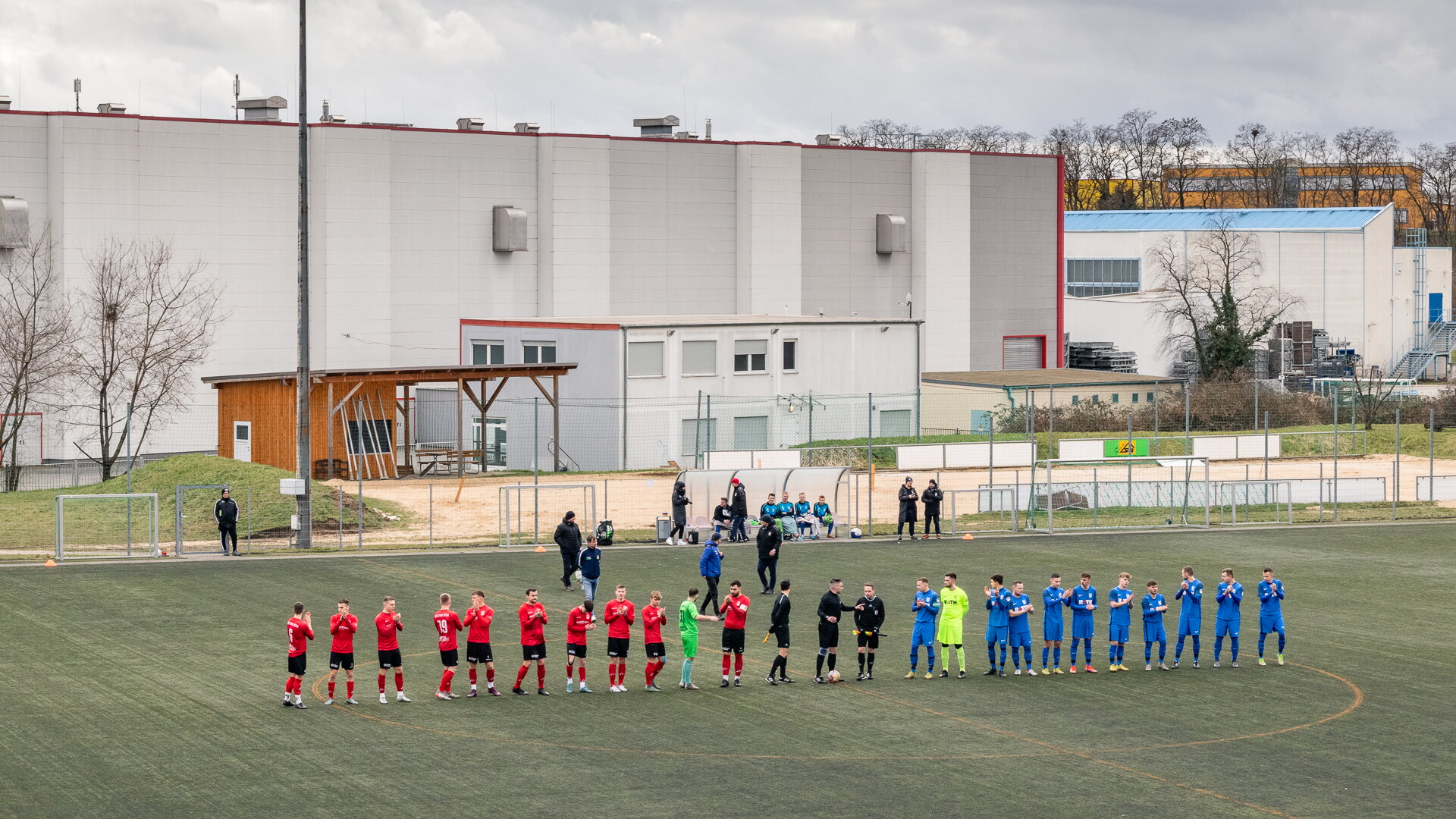 Sportzentrum Pausitzer Delle Platz 2